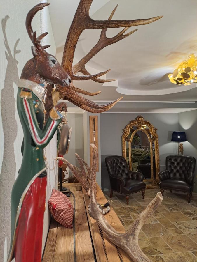 Lodge Zwei Hirsche Seefeld in Tirol