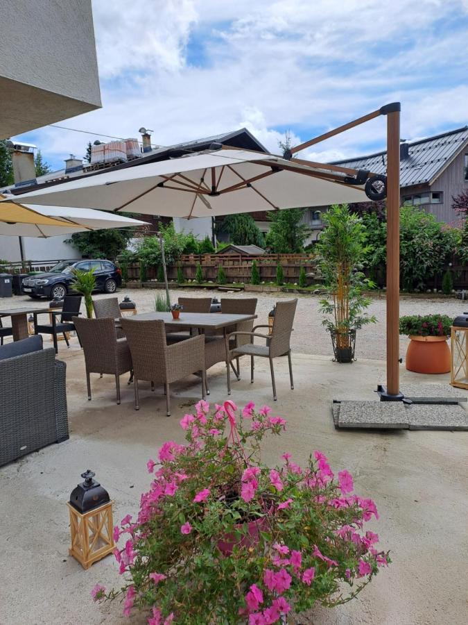Lodge Zwei Hirsche Seefeld in Tirol