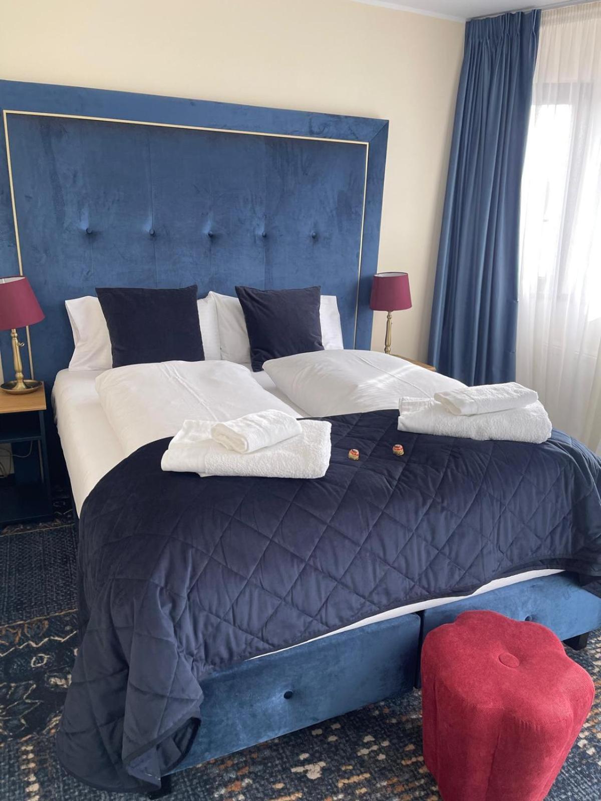 Zwei Hirsche * Seefeld in Tirol